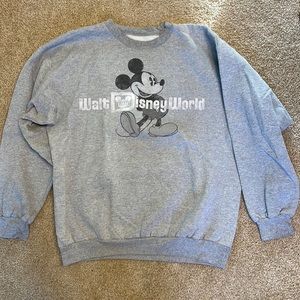 Disney world crew neck sweatshirt, unisex large